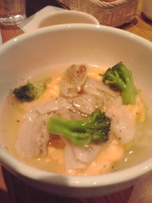 YUUNA BLOG-120221_1213~01.jpg