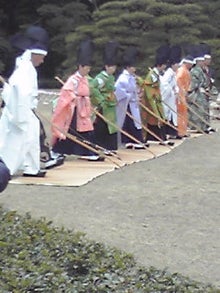 YUUNA BLOG-120401_1300~01.jpg