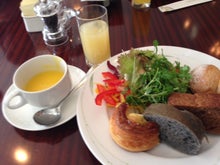 YUUNA BLOG-image.jpeg