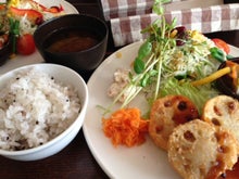 YUUNA BLOG-image.jpeg