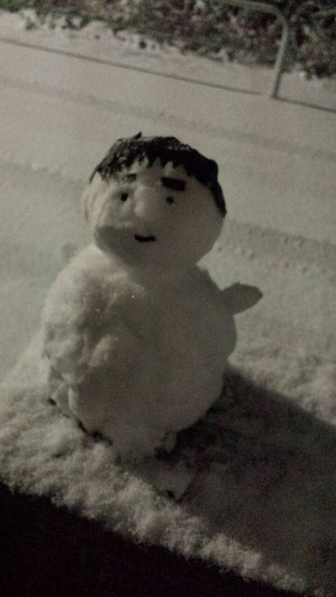 雪の中イルミネーション