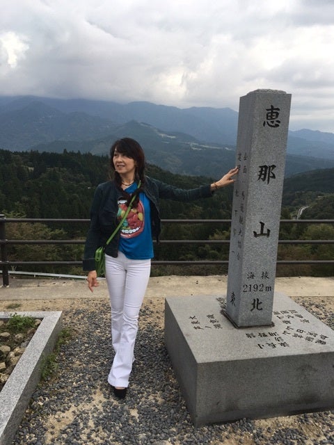 {916113F7-9929-4AB0-A8AB-085B83AB1B2F}