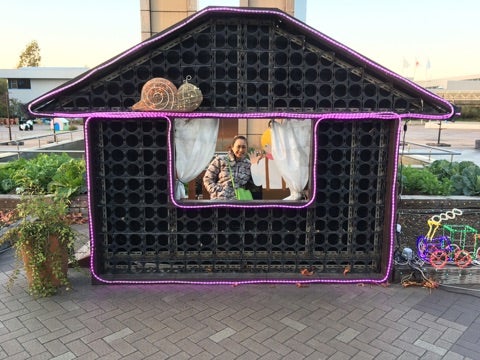 {AA897E10-DB9A-4D08-A2C6-E006AFB97971}